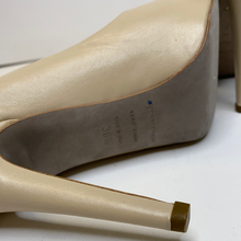 Load image into Gallery viewer, Sergio Rossi Heels Cream - IWONA-B
